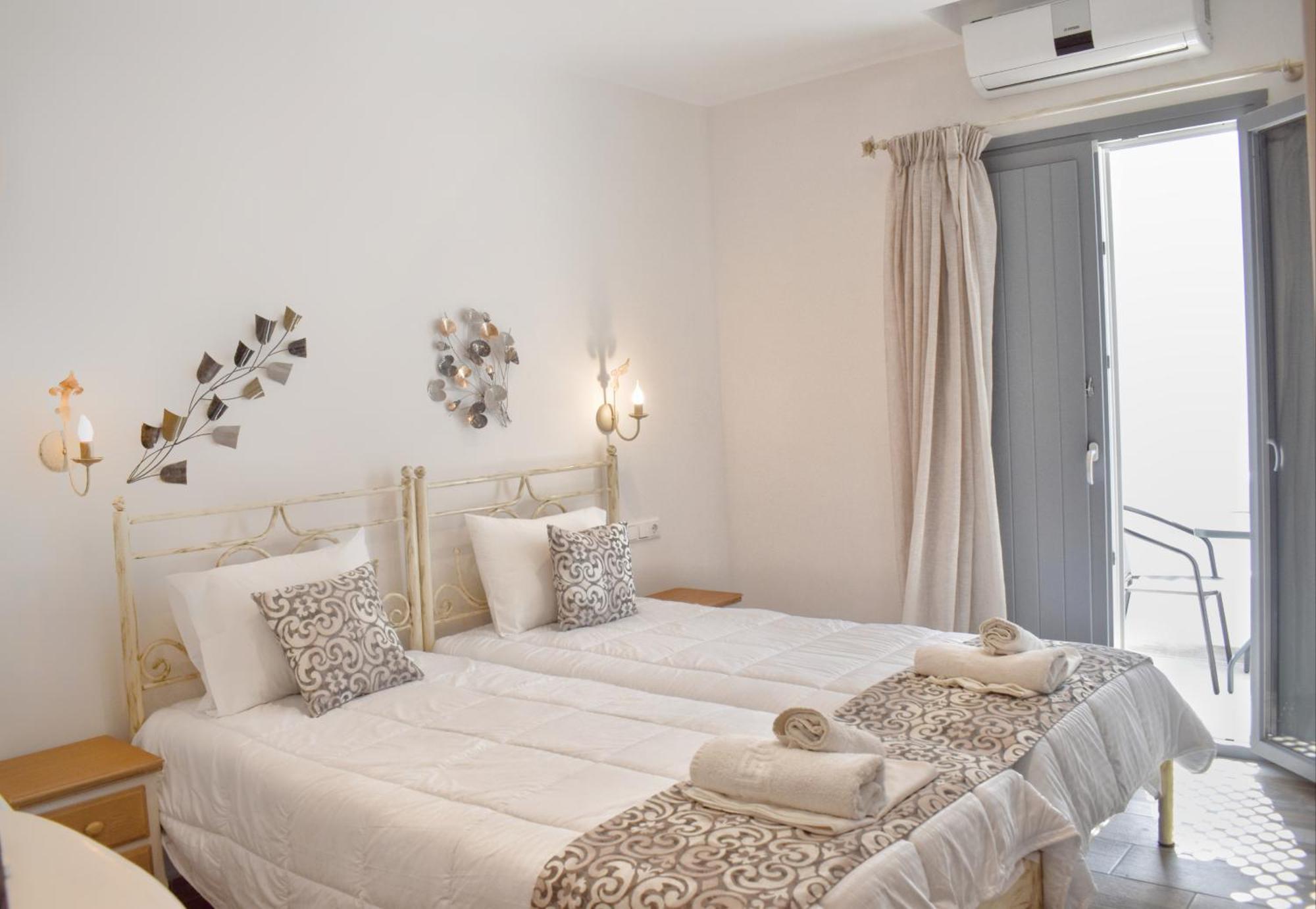 Naxos Enjoy Apartments Naxos City Exterior photo